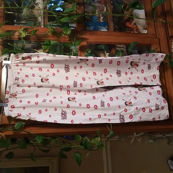 Betty Boop Intimates & Sleepwear 204 Betty Boop Lips Pj Pants Xl